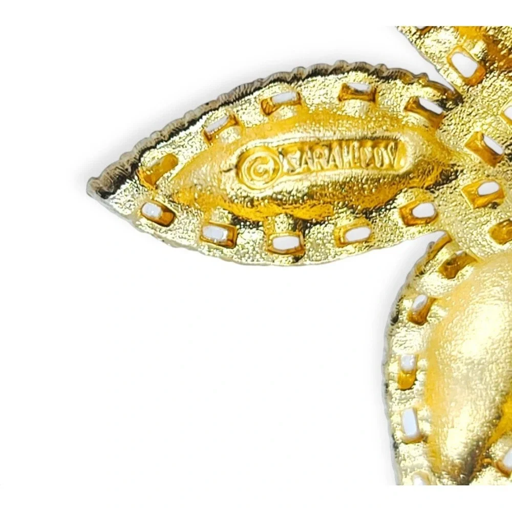 Vtg Sarah Coventry Gold Tone Faux Pearl & Turquoise Starfish Brooch Signed 2 1/4